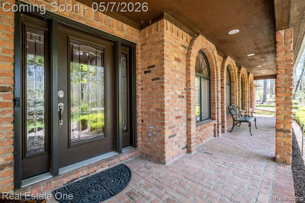 785 Old Milford Farms, Milford, MI 48381 — Photo 7