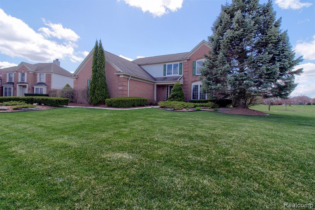 47495 PARKGATE, Canton, MI 48188 — Photo 2