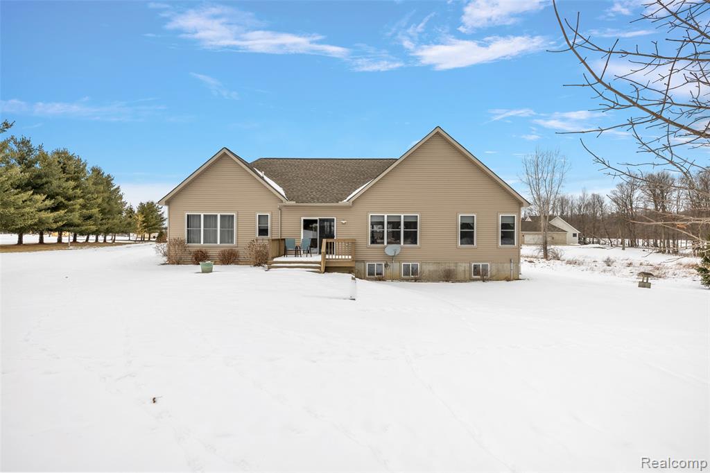 6140 BROOKHAVEN Drive, Imlay City, MI 48444 — Photo 37