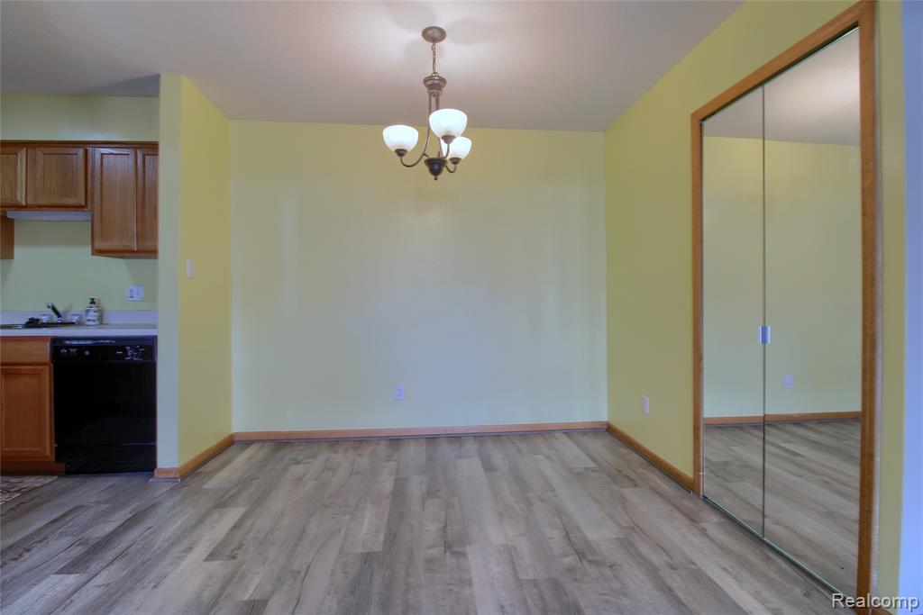 9743 Wildflower Court, Belleville, MI 48111 — Photo 12