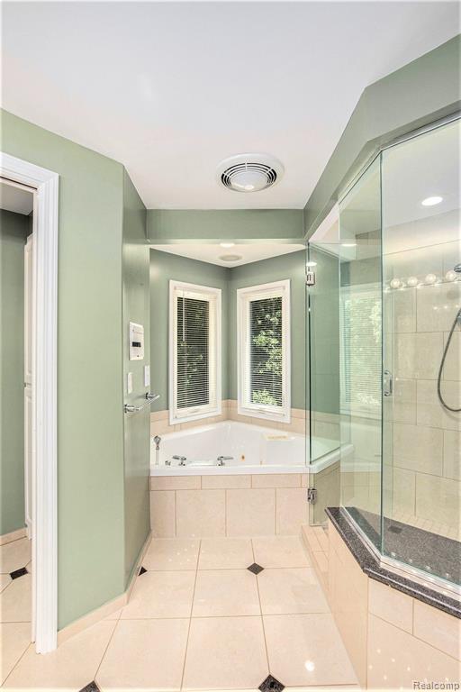 6644 Deer Ridge Drive, Clarkston, MI 48348 — Photo 31