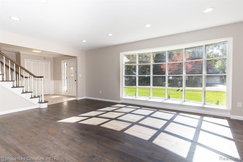 5582 NORTHCOTE, West Bloomfield, MI — Photo 60