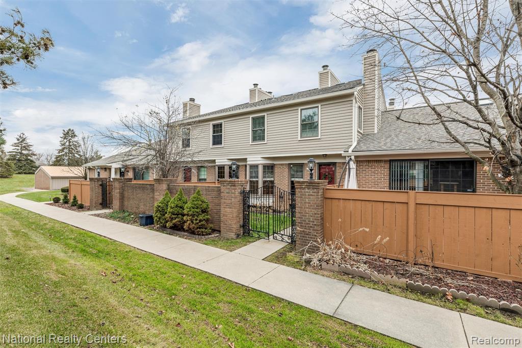 22353 PEACHTREE, Novi, MI — Photo 3