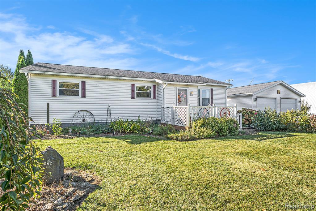 5627 Fairgrove Road, Fairgrove, MI 48733 — Photo 3