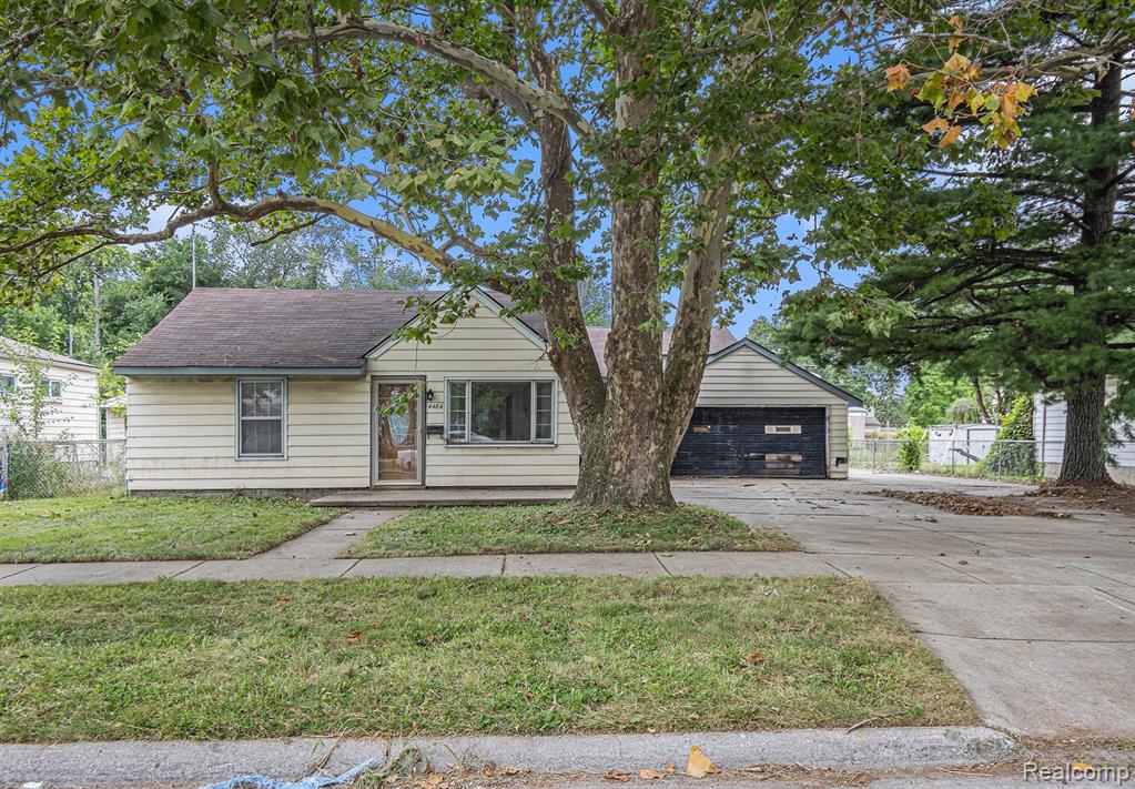 4484 Detroit Street, Dearborn Heights, MI 48125 — front exterior