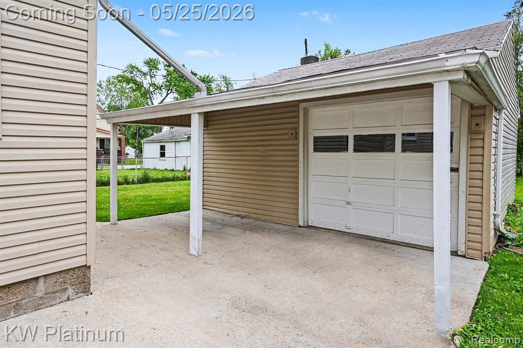 19070 Melvin Street, Roseville, MI 48066 — Photo 18