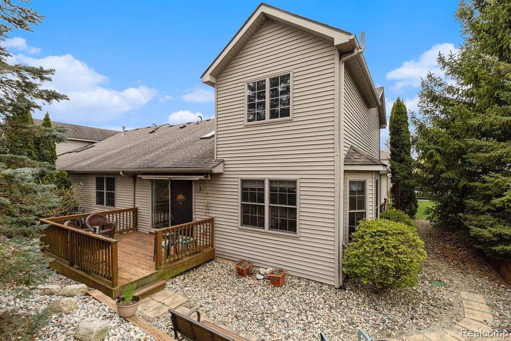 6173 NORTHRIDGE HILLS Drive, Brighton, MI 48116 — Photo 26
