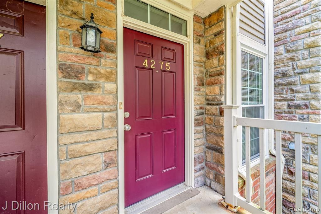 4275 DEESIDE Drive, Brighton, MI 48116 — Photo 2