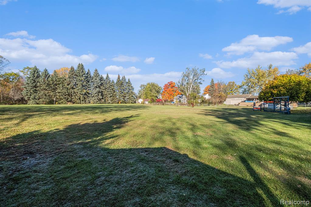 7030 Porter Road, Grand Blanc, MI 48439 — Photo 39
