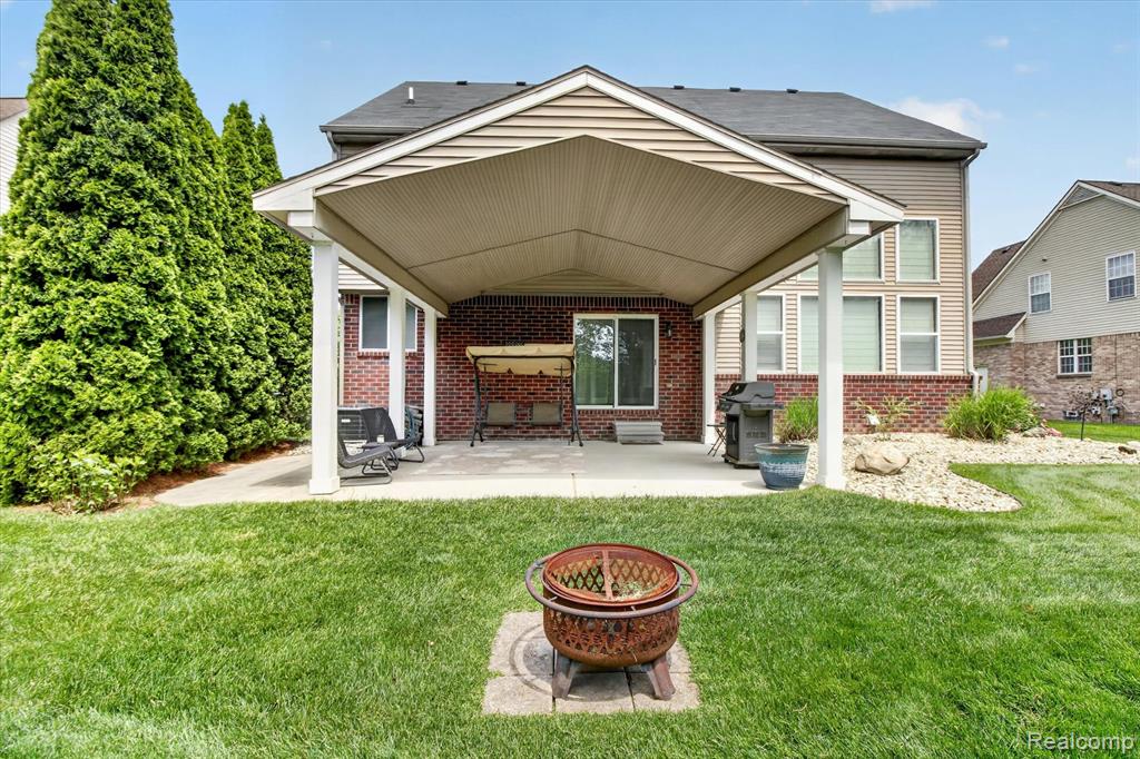 49271 Laguna Drive, Van Buren, MI 48111 — Photo 56