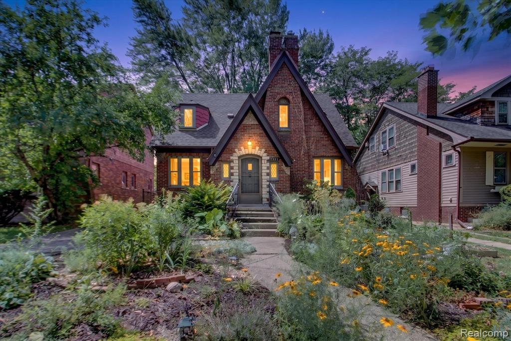 5793 Grayton Street, Detroit, MI 48224