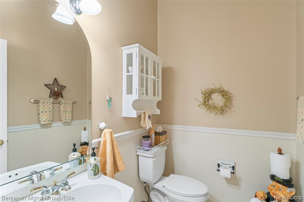 5380 Versailles Avenue, Brighton, MI 48116 — Photo 22