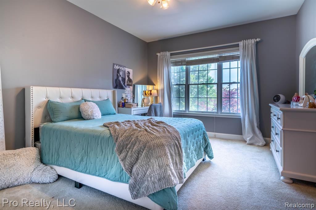17779 BRIAR RIDGE Lane, Northville, MI 48168 — Photo 32