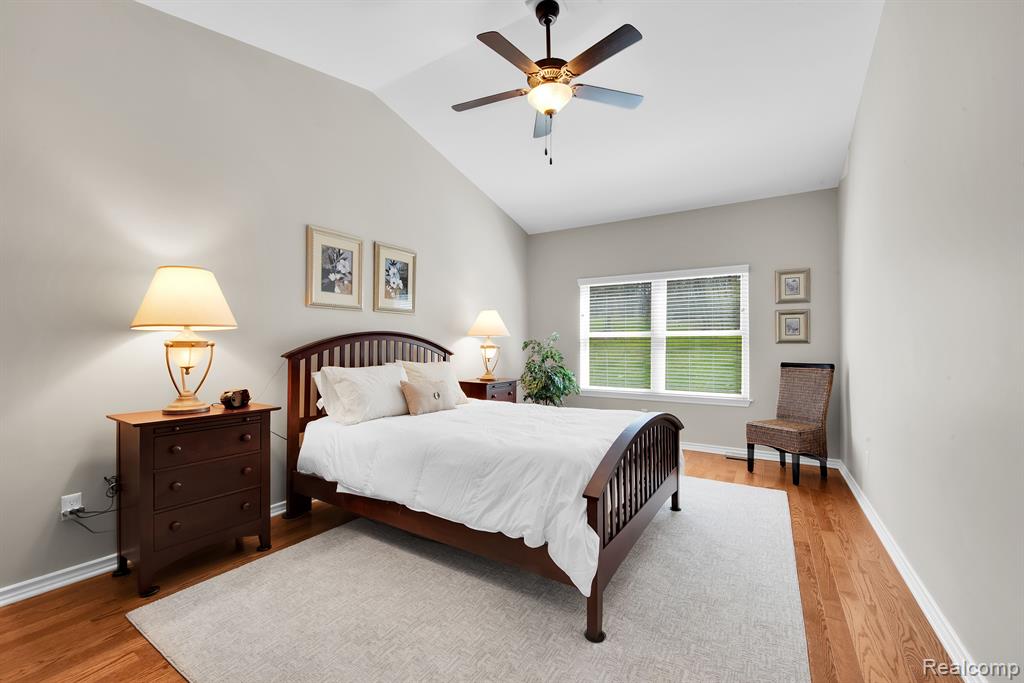 9549 KINGSWAY Circle, Clarkston, MI 48348 — Photo 13