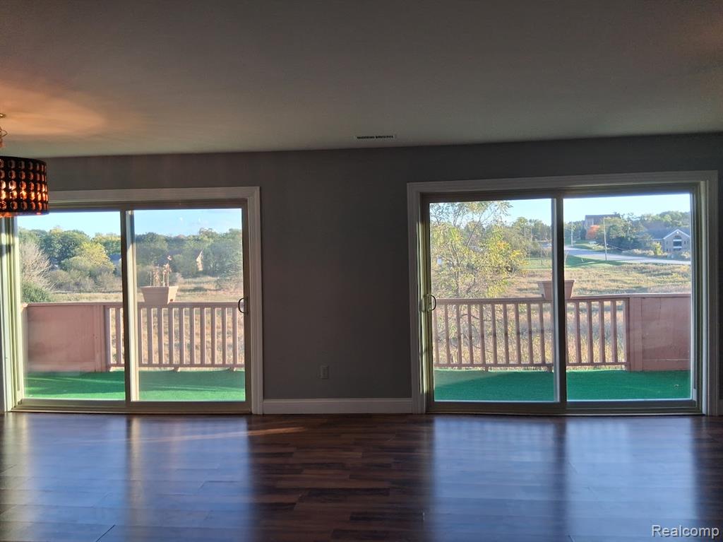 8504 Pepper Ridge Drive, Grand Blanc, MI 48439 — Photo 20