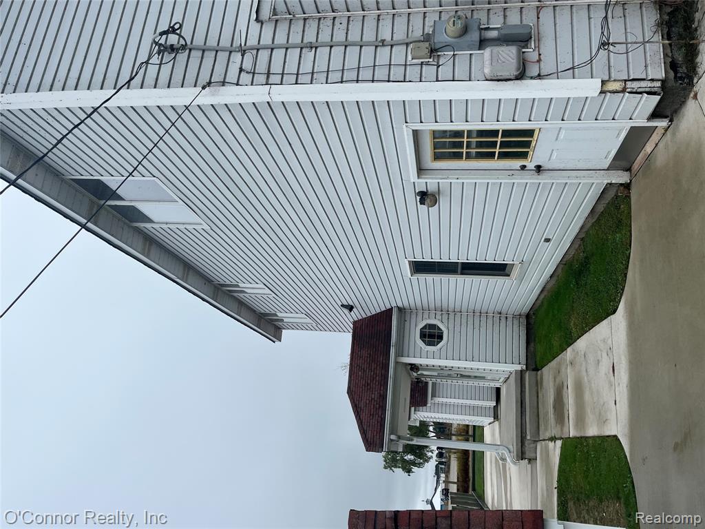 7843 Stark Drive, Algonac, MI 48001 — Photo 5