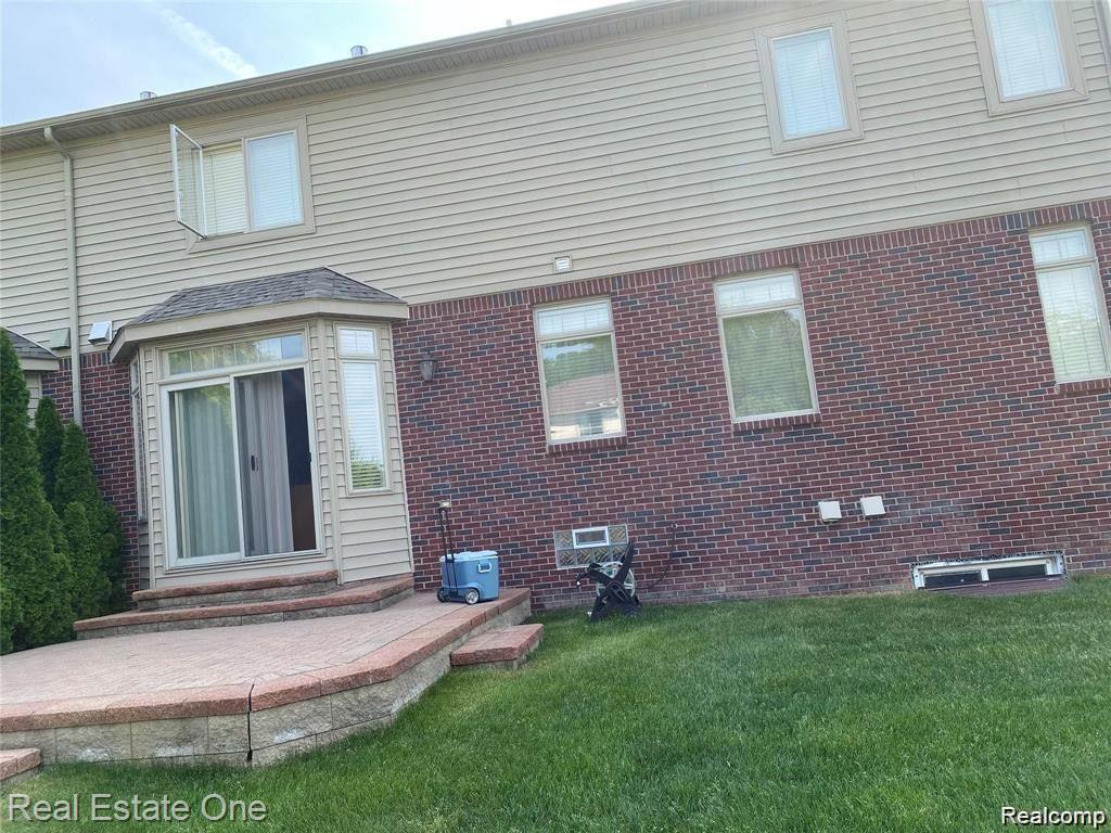 949 GRAND VISTA, Troy, MI 48085 — Photo 27