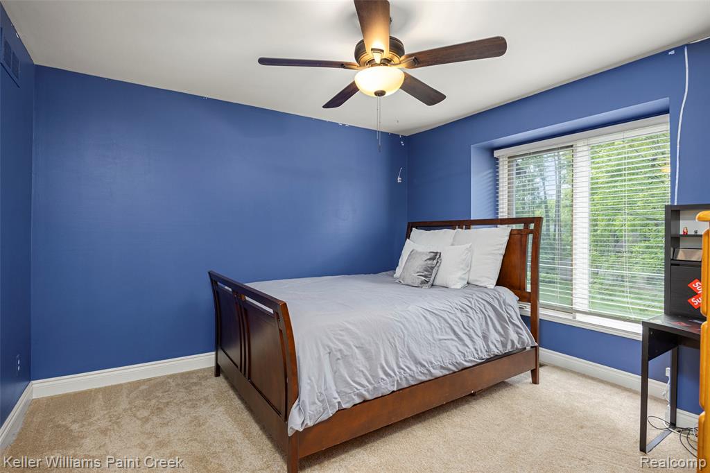 53362 Robinhood Drive, Shelby Twp, MI 48315 — Photo 31