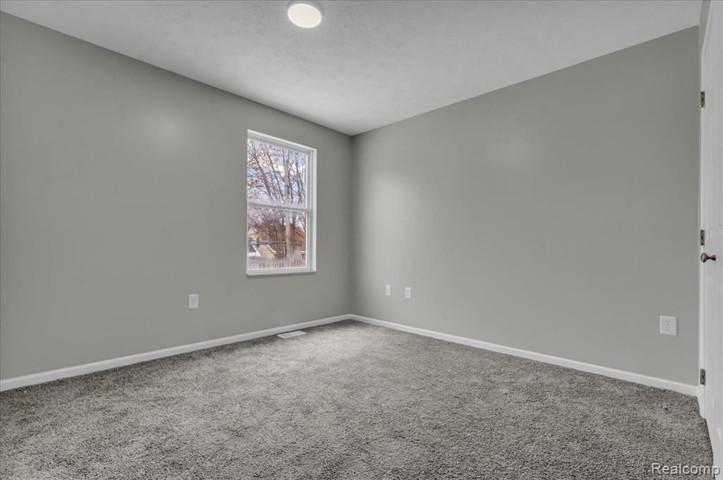 8247 Ellsworth Street, Detroit, MI 48238 — Photo 14