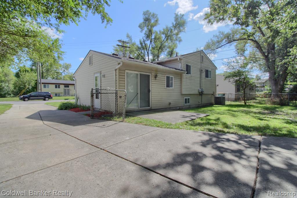 1671 FOLEY Avenue, Ypsilanti, MI 48198 — Photo 37