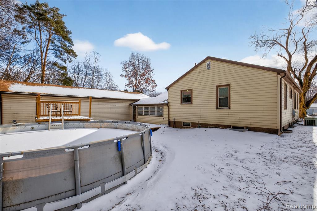 3241 Curtis Road, Birch Run, MI 48415 — Photo 9