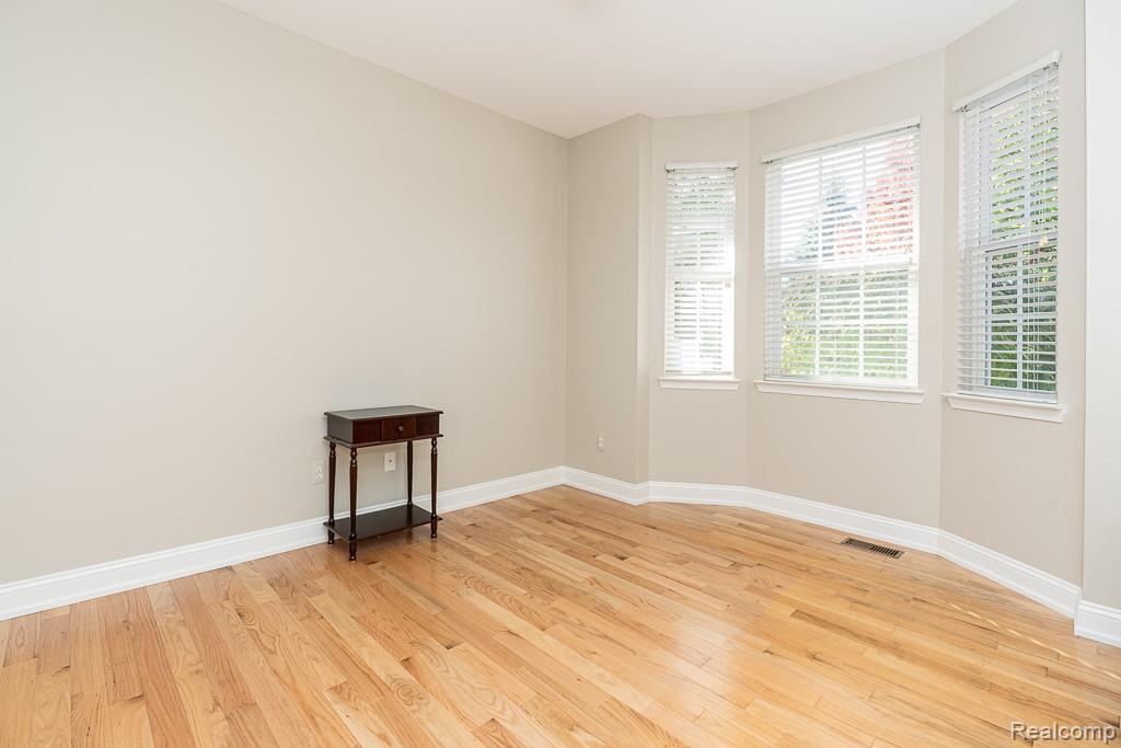44363 Constellation Drive, 50, Sterling Heights, MI 48314 — Photo 24