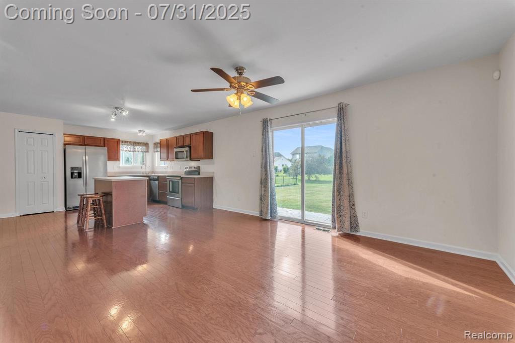 8271 S Warwick Court, Ypsilanti, MI 48198 — Photo 12