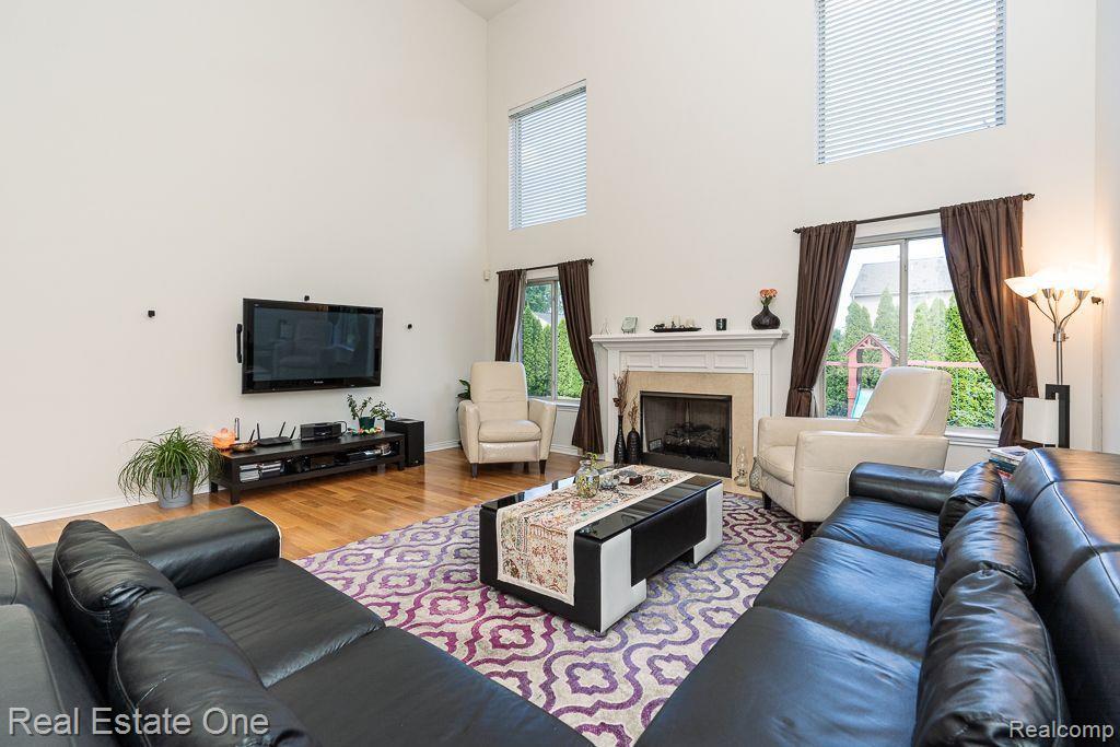 985 Monterey Lane, Rochester Hills, MI 48307 — Photo 27
