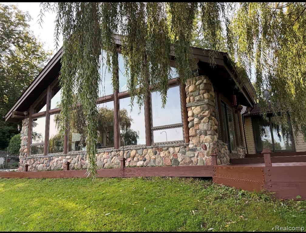16280 Softwater Lake Drive, Linden, MI 48451 — Photo 48
