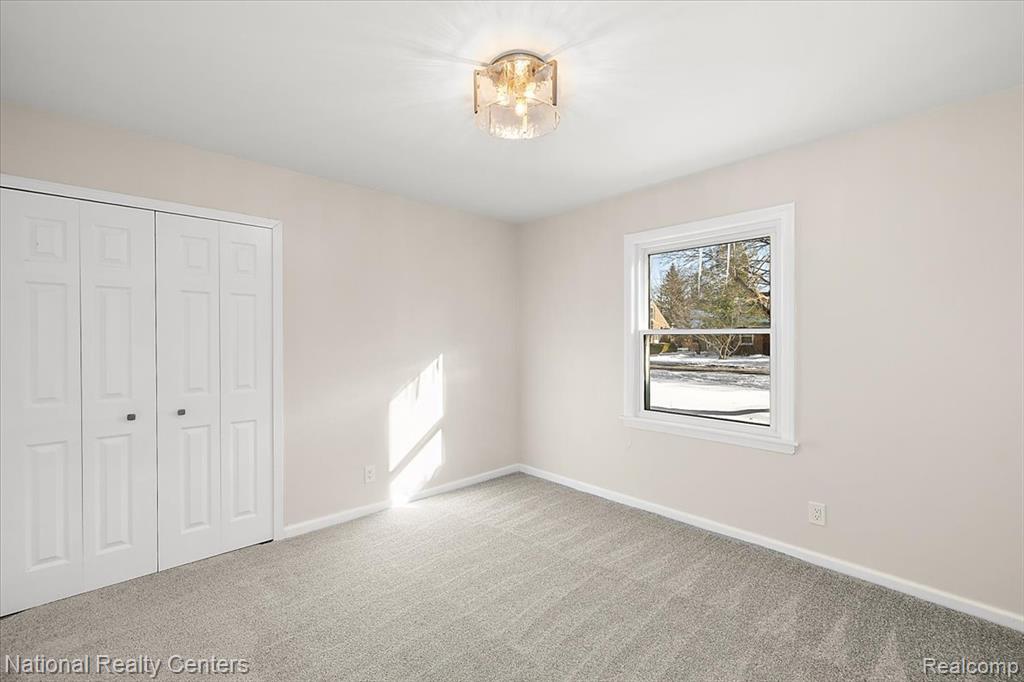 1938 Beverly Street, Keego Harbor, MI 48320 — Photo 19