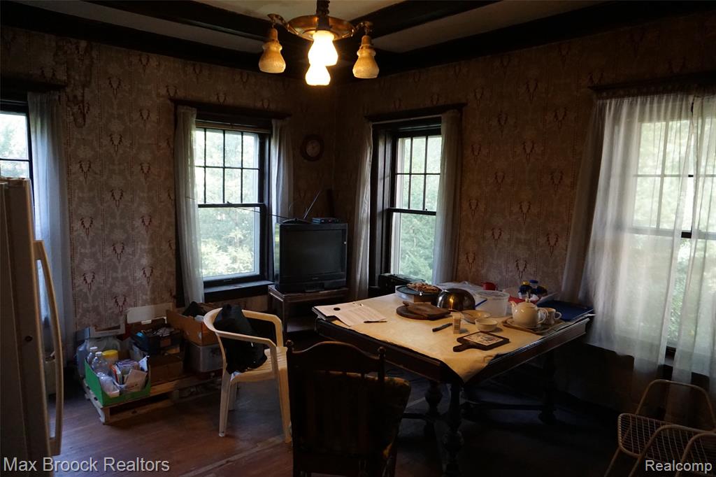 24 Ridge Road, Pleasant Ridge, MI — Photo 5