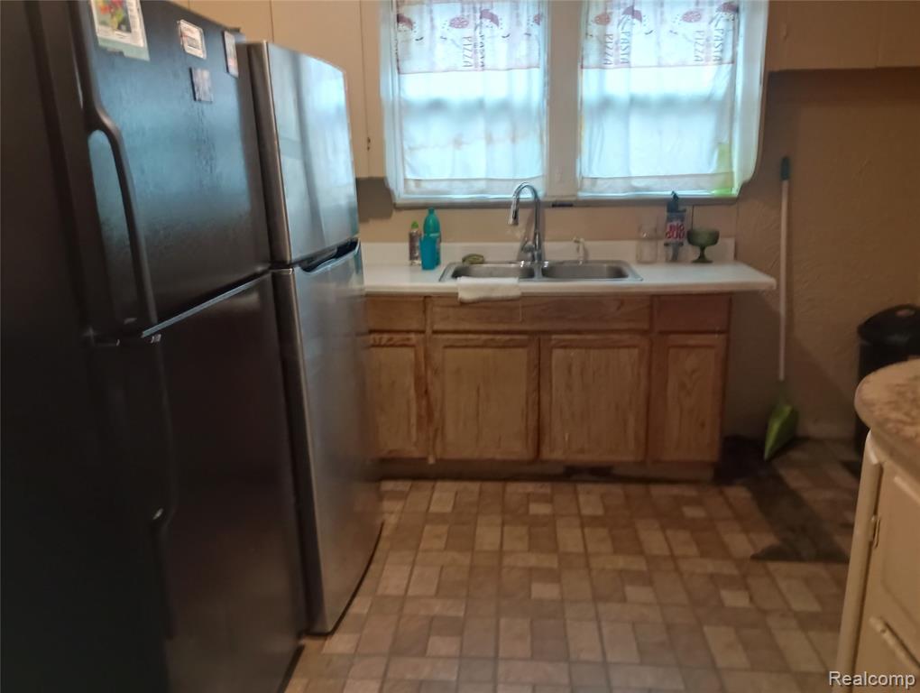 9543 CHEYENNE Street, Detroit, MI 48227 — Photo 8