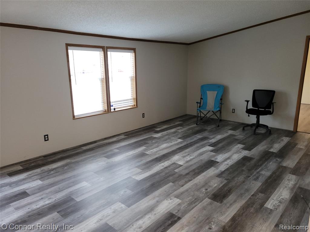 521 Bush Lake Lane, MI — Photo 3