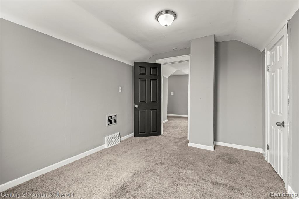 6837 Braun, Center Line, MI 48015 — Photo 24