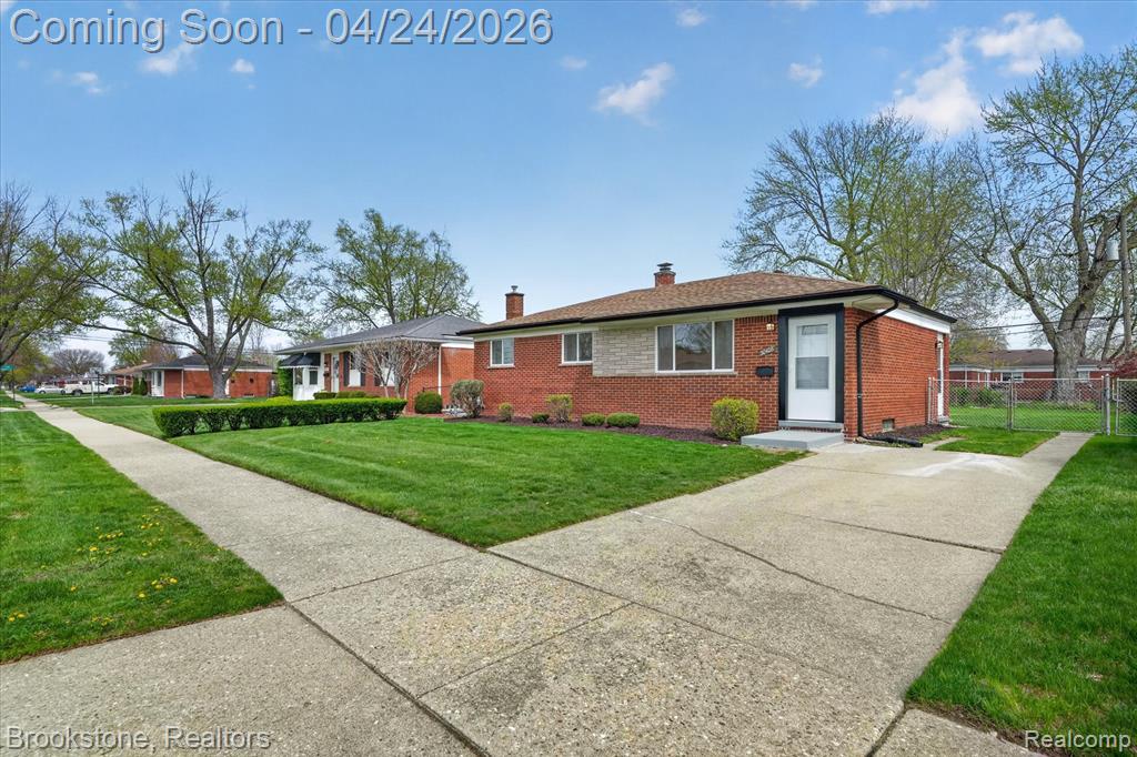 30428 Iroquois Drive, Warren, MI 48088 — Photo 5