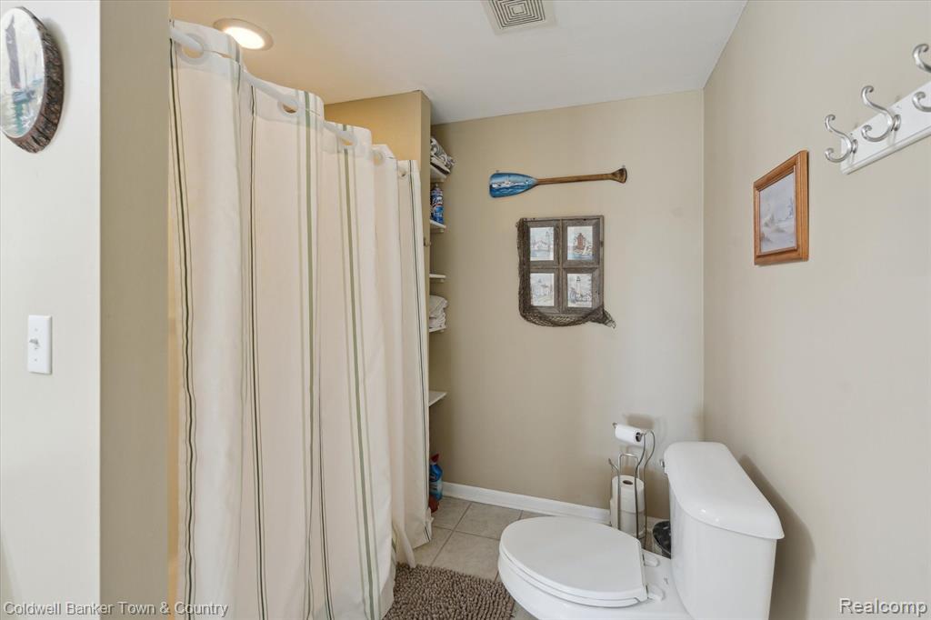 769 SADDLE CLUB Lane, Howell, MI 48843 — Photo 43