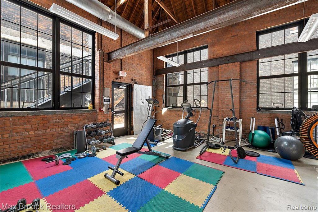 5766 TRUMBULL Street, 108, Detroit, MI 48208 — Photo 32