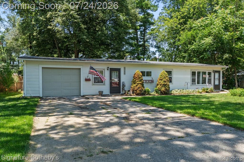 6280 Beth, Brighton, MI 48116 — Photo 3