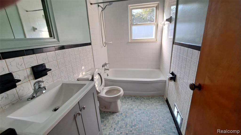 940 Coolidge Avenue, Clawson, MI — Photo 14