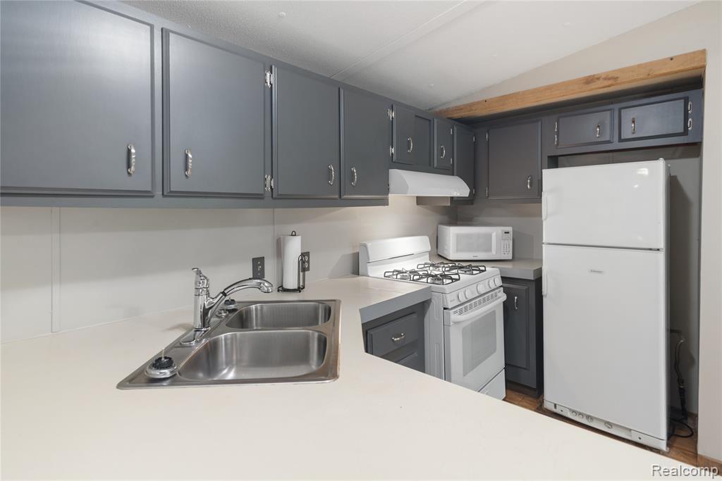 5960 N Trail SE, Kalkaska, MI 49646 — Photo 14