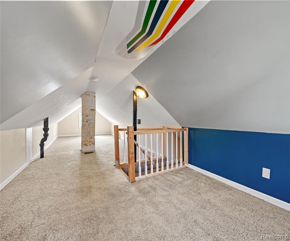 8916 Deering Street, Livonia, MI 48150 — Photo 28