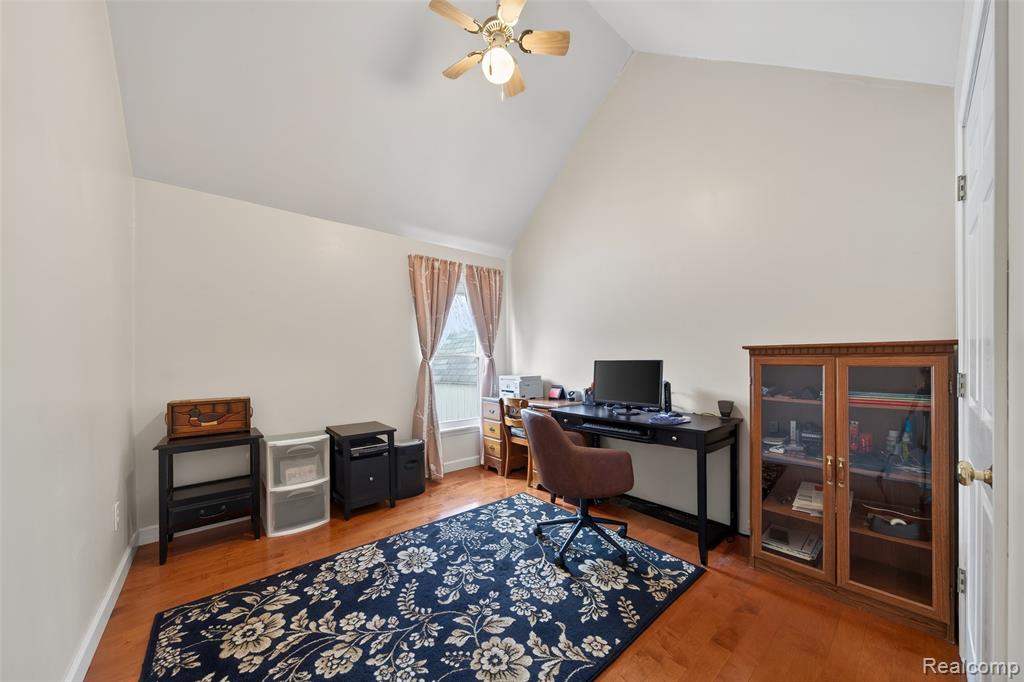 2311 Richwood Road, Auburn Hills, MI 48326 — Photo 12