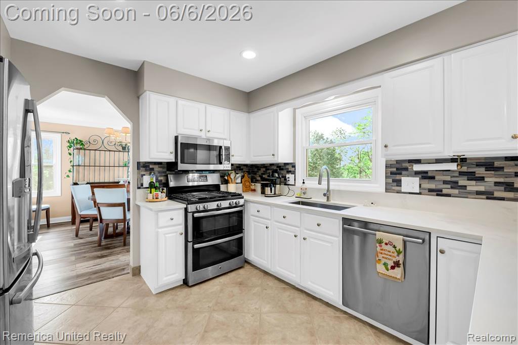 6503 MOUNTVIEW, Brighton, MI 48116 — Photo 12