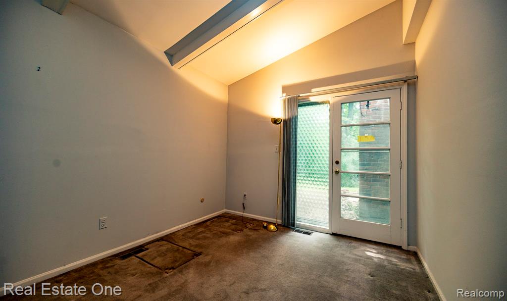 4259 Pinecroft Court, West Bloomfield, MI — Photo 23
