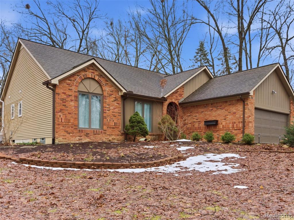 4495 Maybee Road, Lake Orion, MI — Photo 7