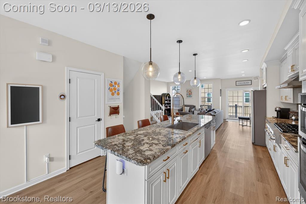 2721 S Spurway Drive, Ann Arbor, MI 48105 — Photo 16