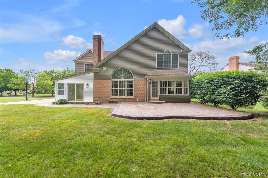 47974 Deer Trail Drive, Canton, MI 48187 — Photo 9