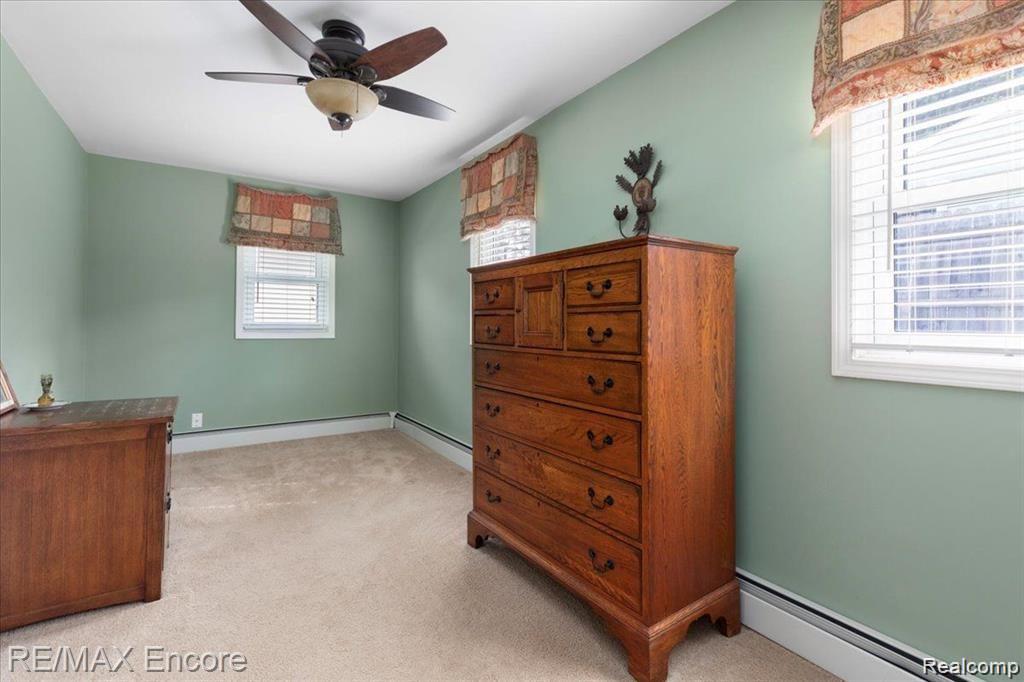 662 LAWSON Drive, Lake Orion, MI 48362 — Photo 24
