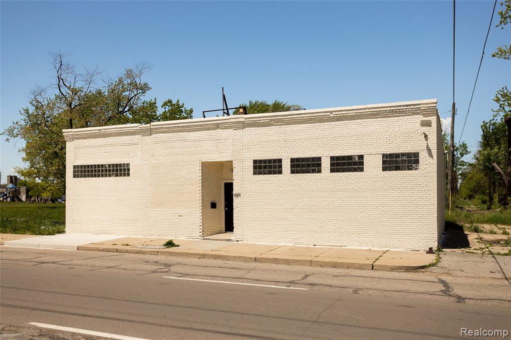 6811 Charlevoix Street, Detroit, MI 48207 — Photo 2