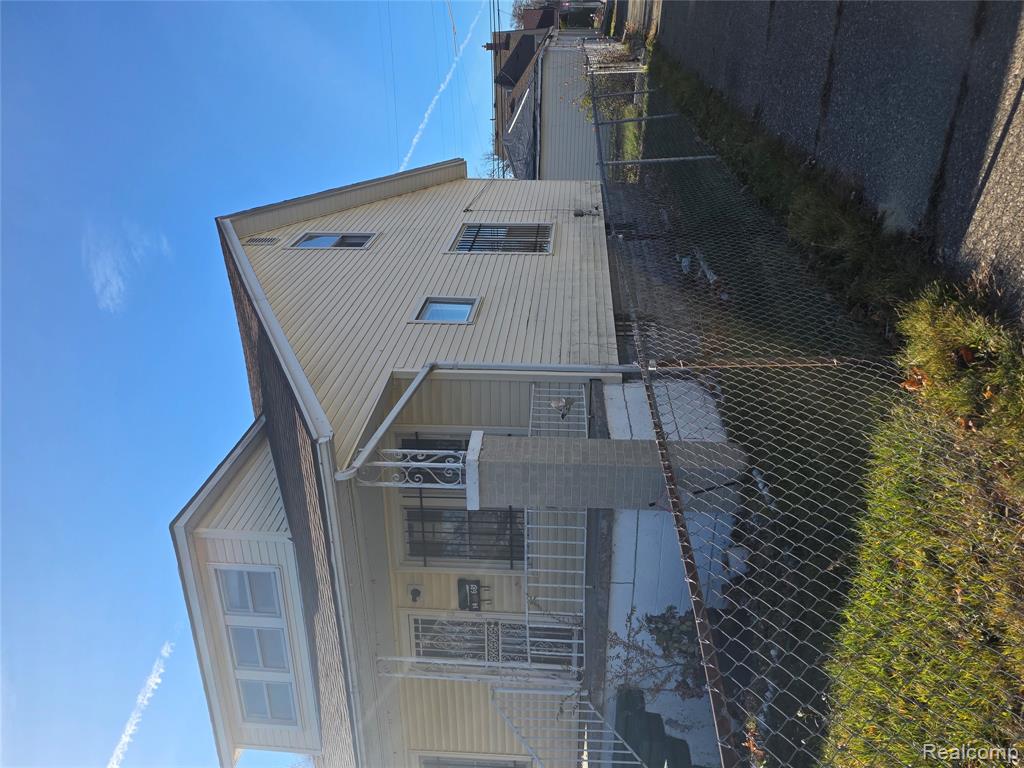 14681 Tuller Street - Photo 3